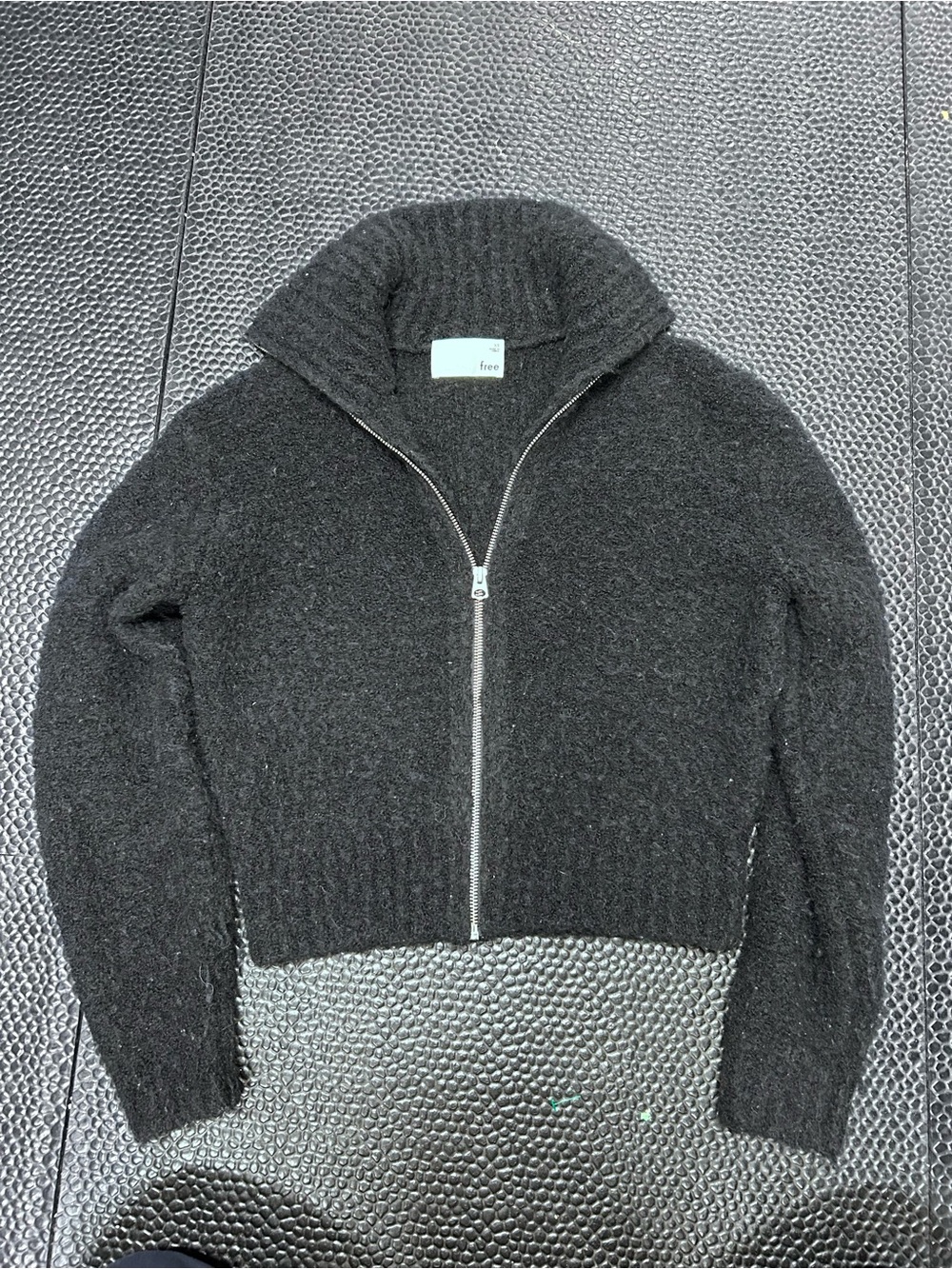 Aritzia Wilfred Free Marilyn Sweater Black XS - Picture 3 of 5